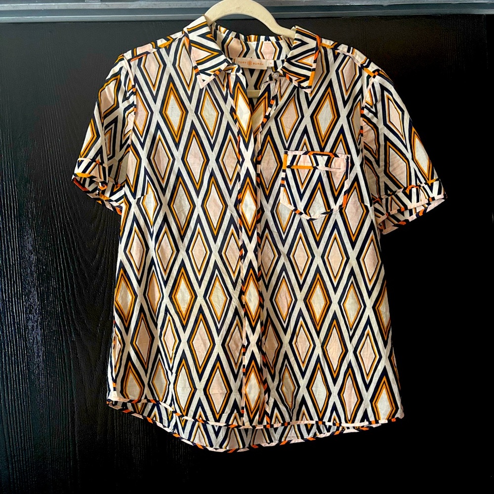 Beautiful Geometric Tory Burch button up shirt or blouse